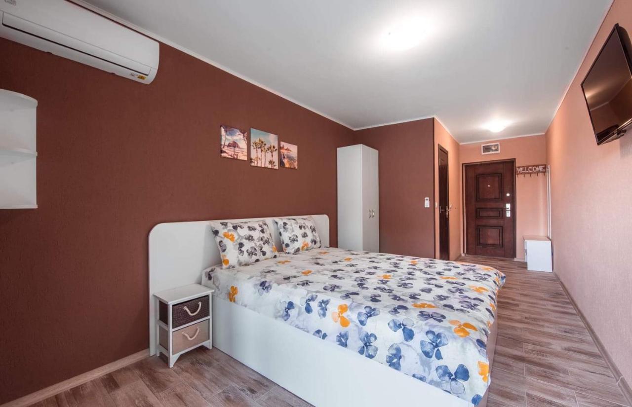 Garsonierele Alexandru Apartment Saturn Exterior photo